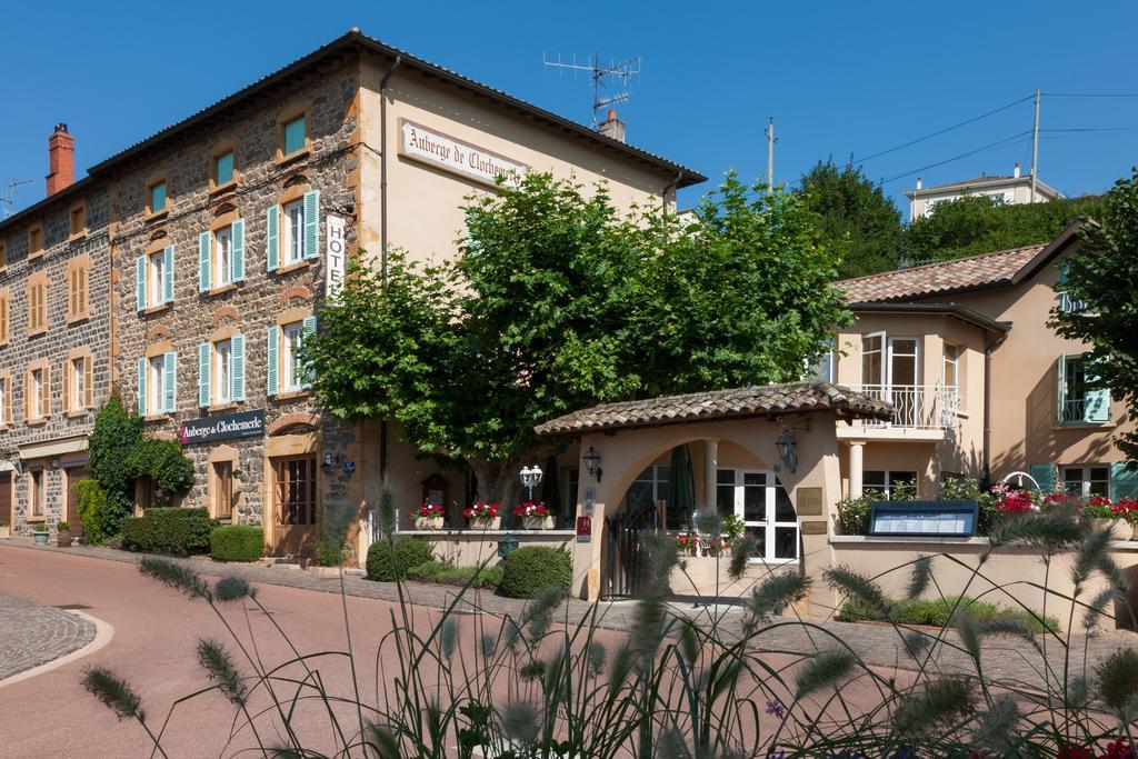 Auberge De Clochemerle, Spa Privatif & Restaurant Gastronomique Vaux-en-Beaujolais Exterior photo
